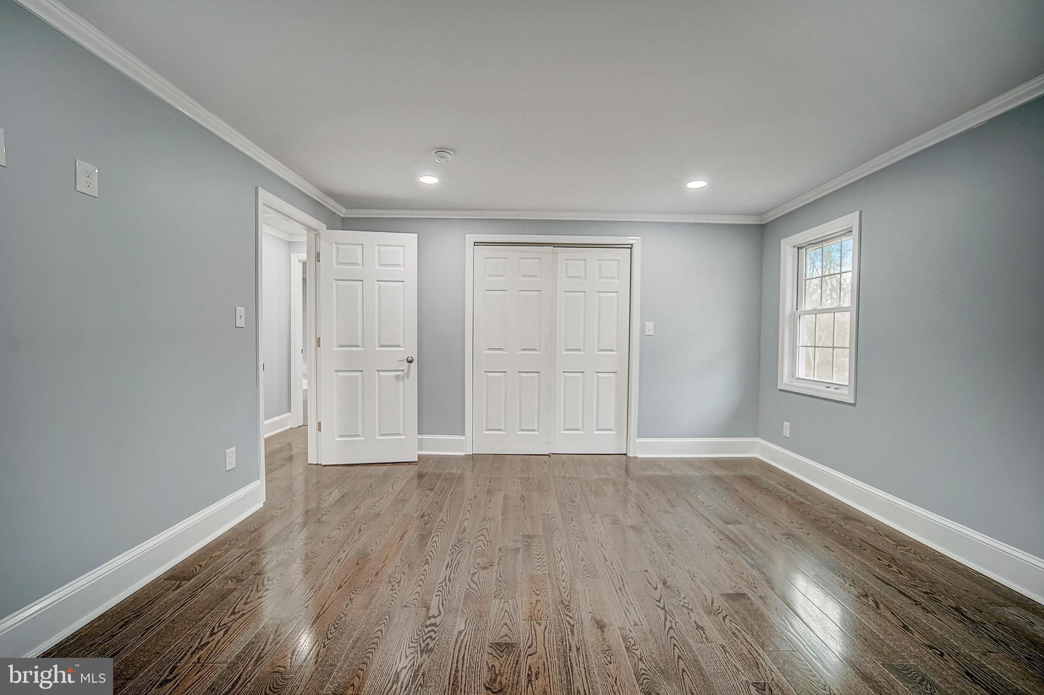 1476 Kuser Road Hamilton, NJ 08619 - Photo 15 of 31