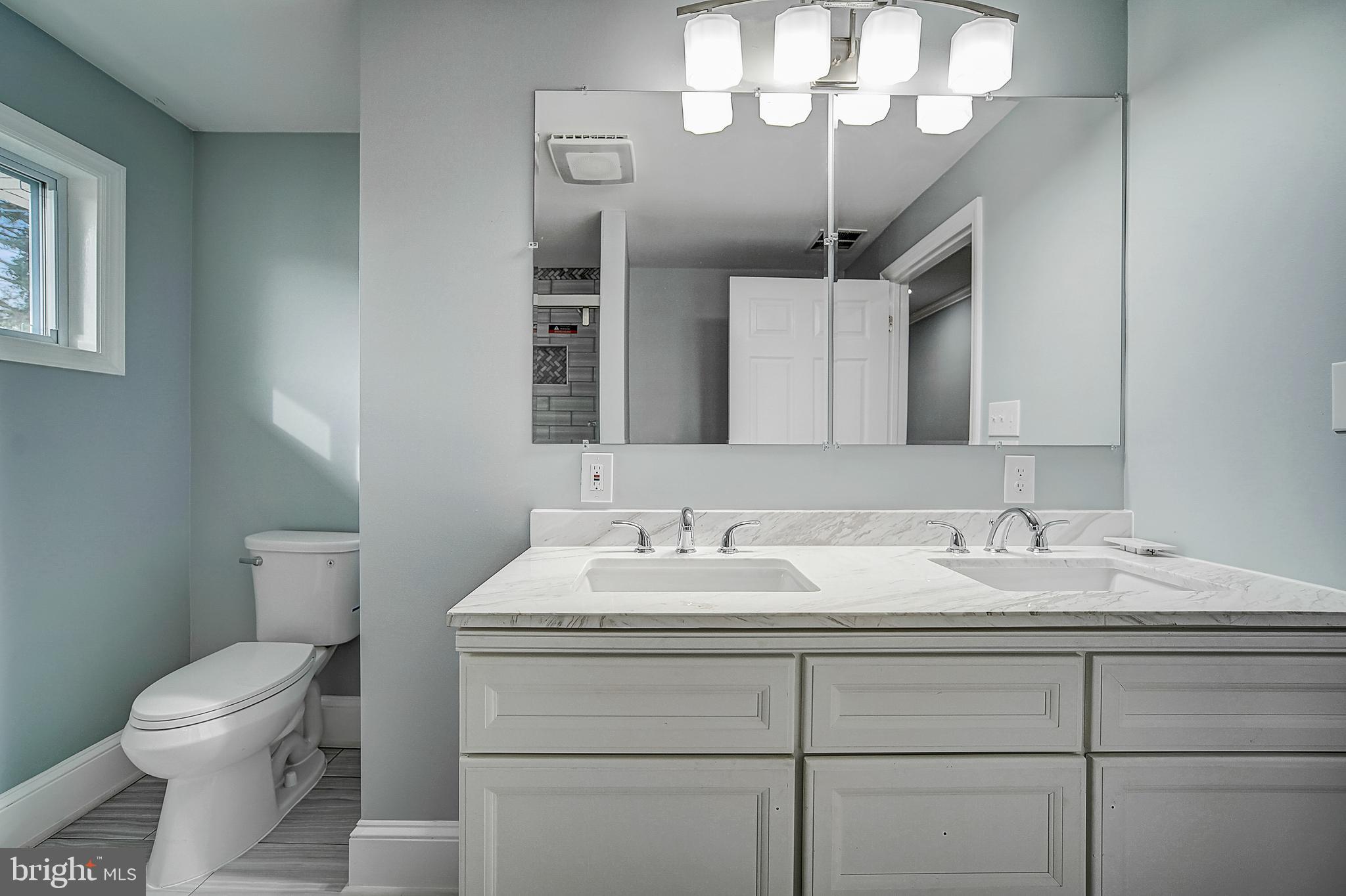 1476 Kuser Road Hamilton, NJ 08619 - Photo 17 of 31