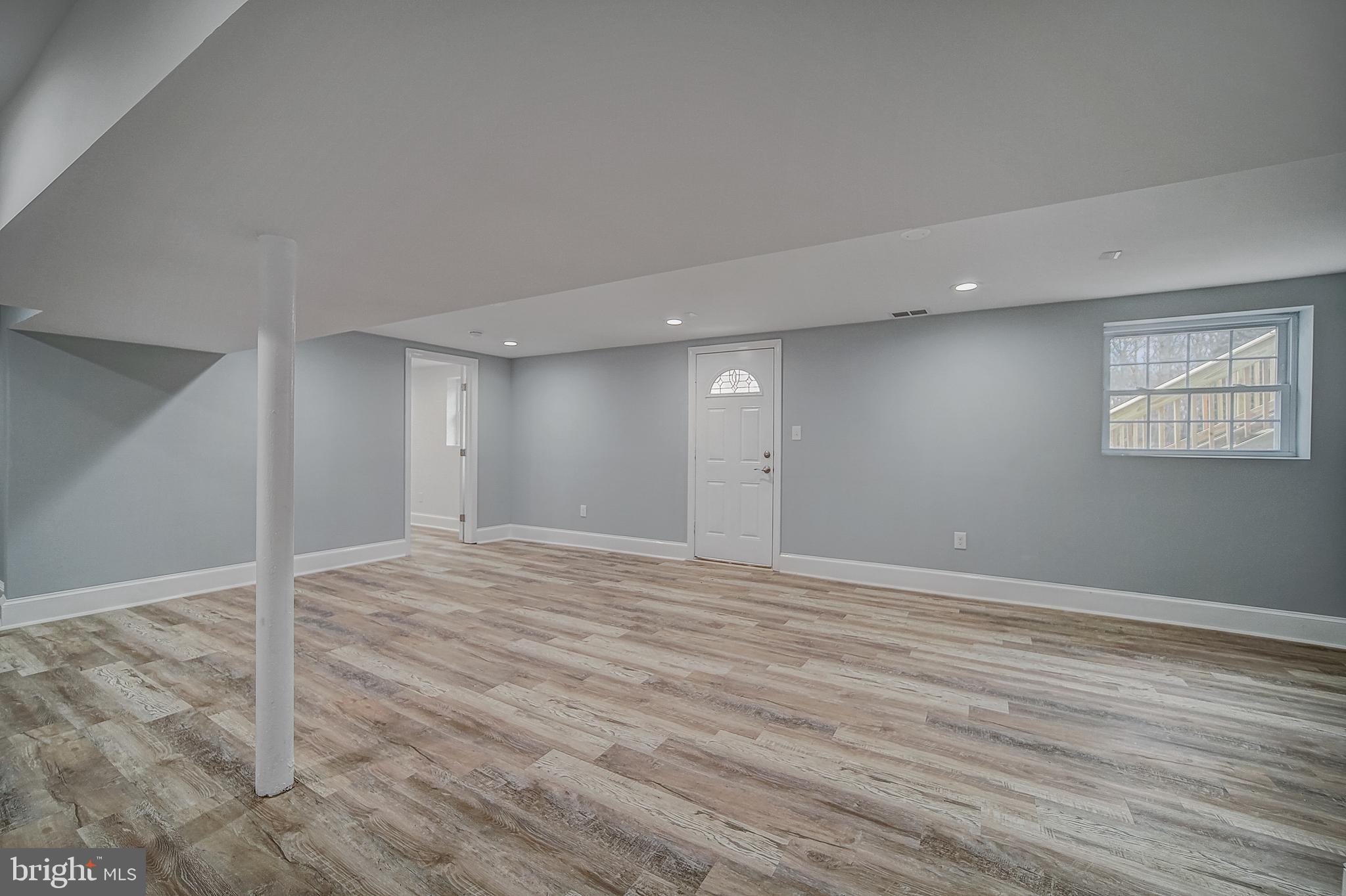 1476 Kuser Road Hamilton, NJ 08619 - Photo 26 of 31