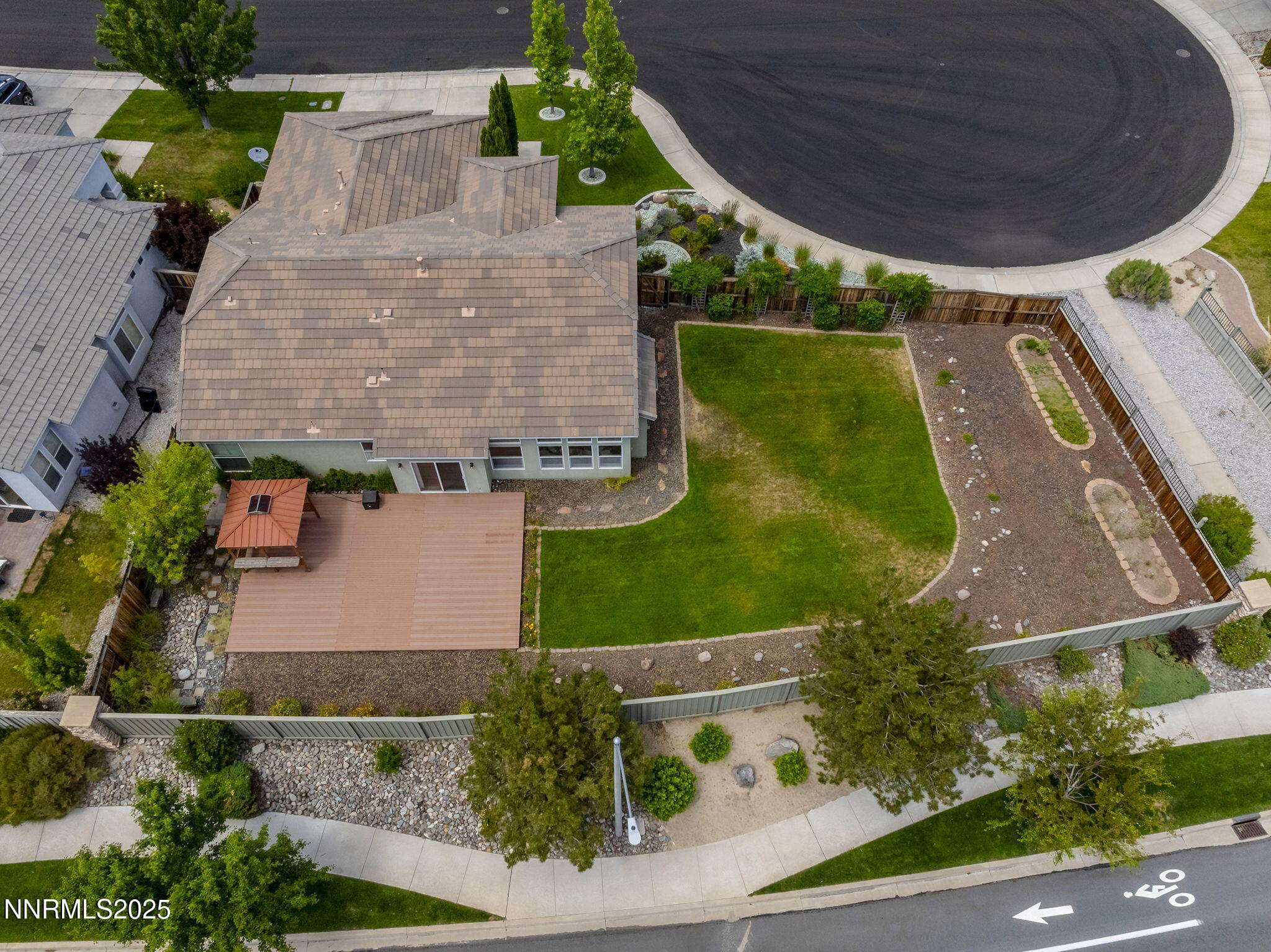 1660 Murrieta Court Reno, NV 89521 - Photo 35 of 39 an aerial view of a house with a garden