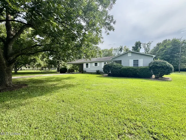 $98,500 | 125 Sycamore Drive, Ferriday, LA 71334