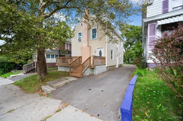 $114,900 | 319 Westmoreland Avenue, Syracuse, NY 13210