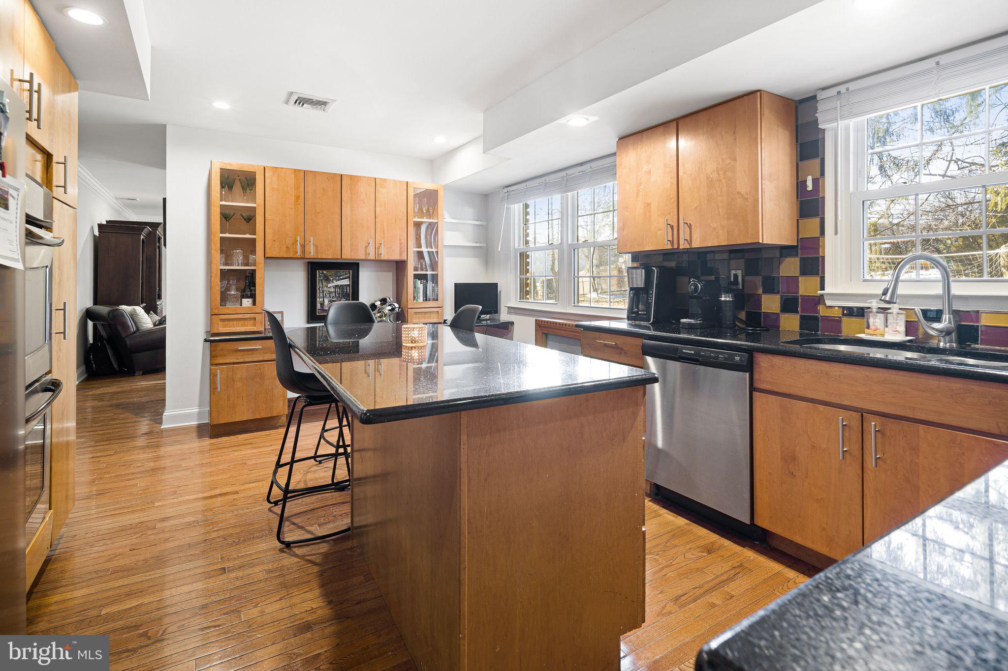 306 South Providence Road Wallingford, PA 19086 - Photo 11 of 34