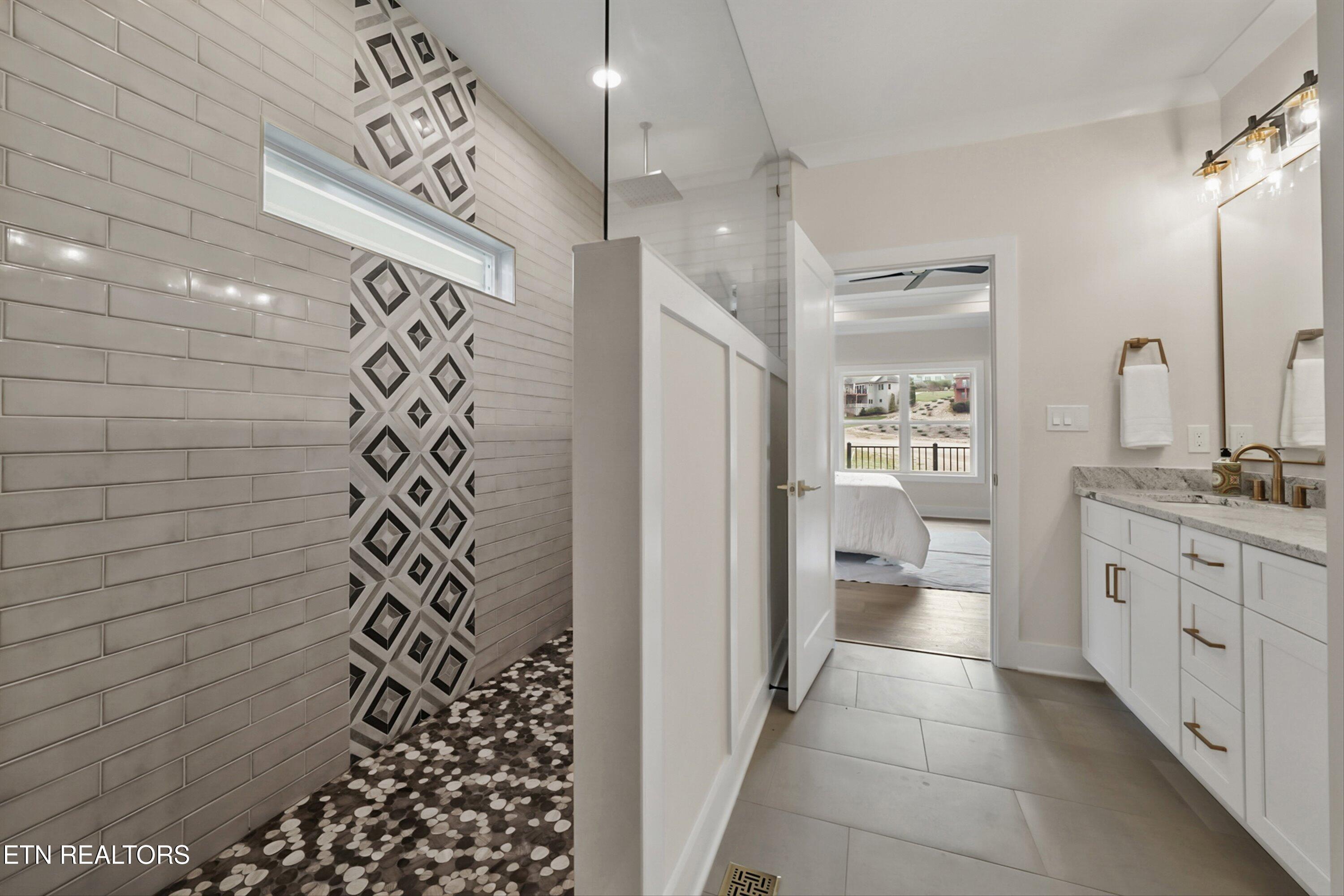 216 Tooweka Lane Loudon, TN 37774 - Photo 17 of 54 29216 Tooweka Ln 36