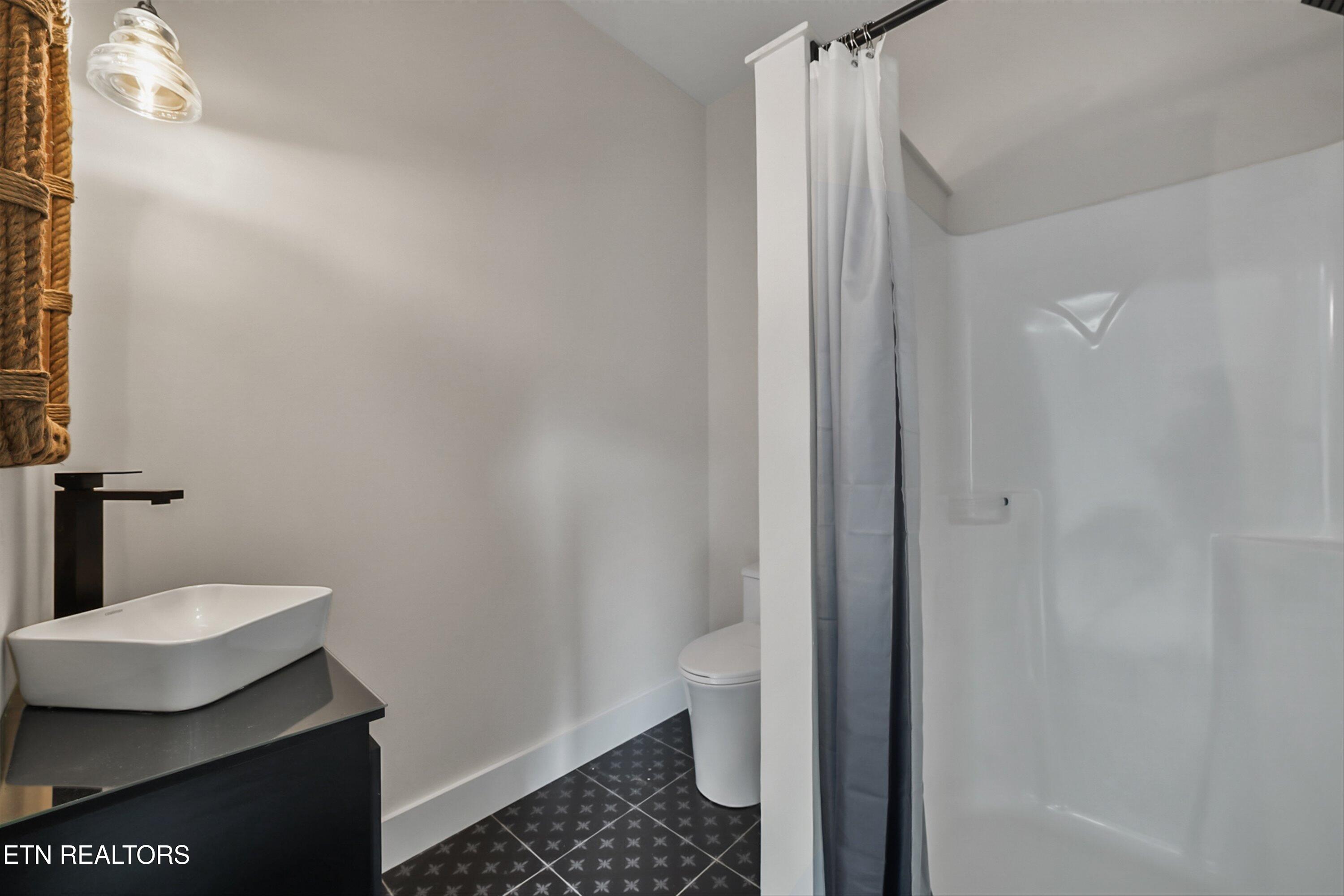 216 Tooweka Lane Loudon, TN 37774 - Photo 31 of 54 34216 Tooweka Ln 49