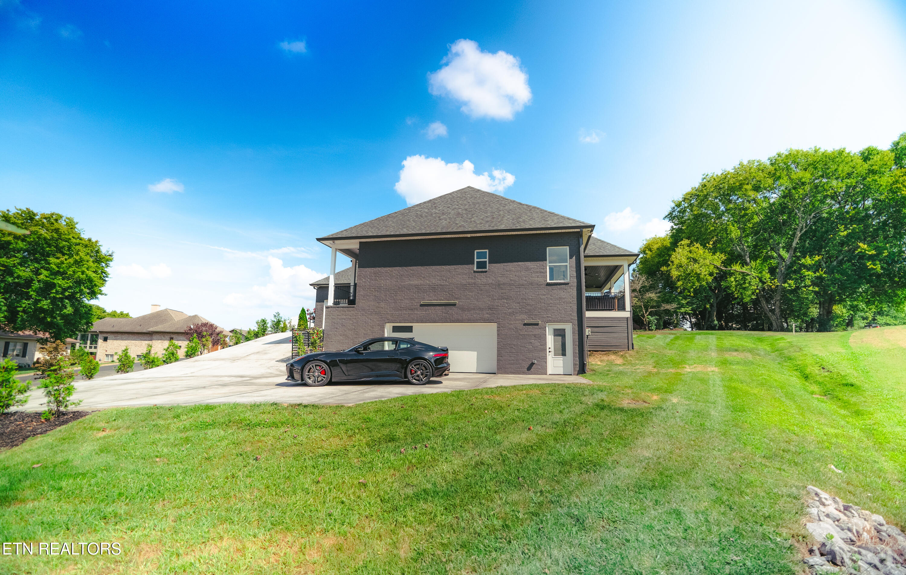 216 Tooweka Lane Loudon, TN 37774 - Photo 48 of 54 Side View