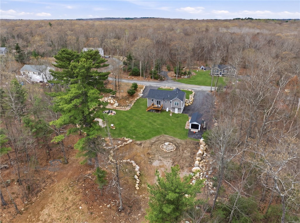 380 Ledge Road Coventry, RI 02816 - Photo 8 of 50