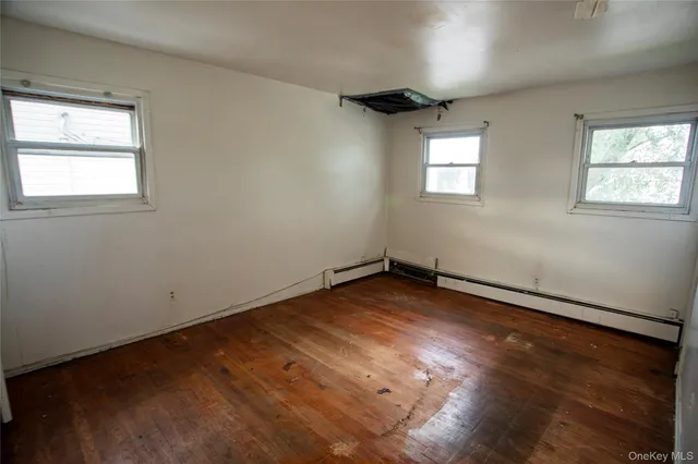 $599,000 | 292 Westside Avenue, Freeport, NY 11520