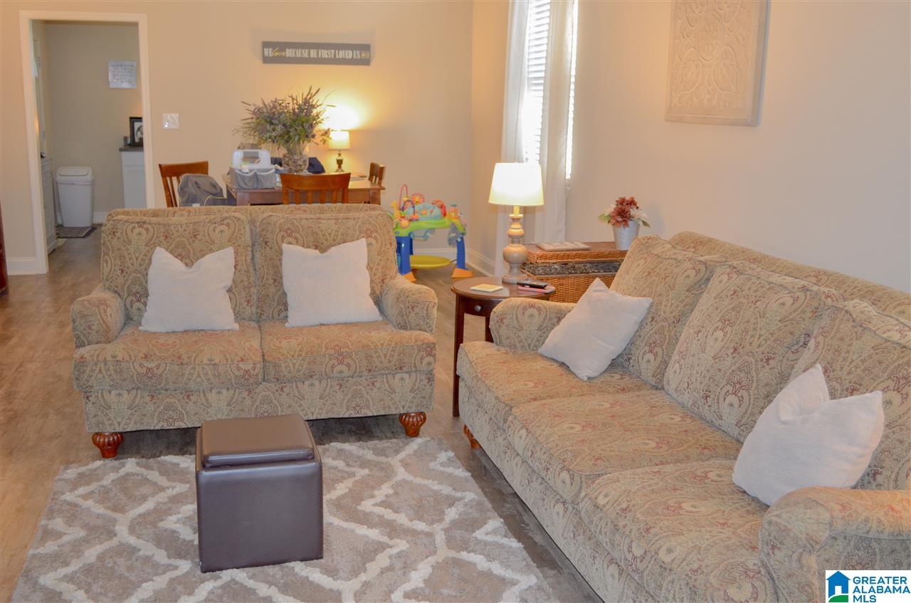 606 Ridgeway Drive Oneonta, AL 35121 - Photo 9 of 15