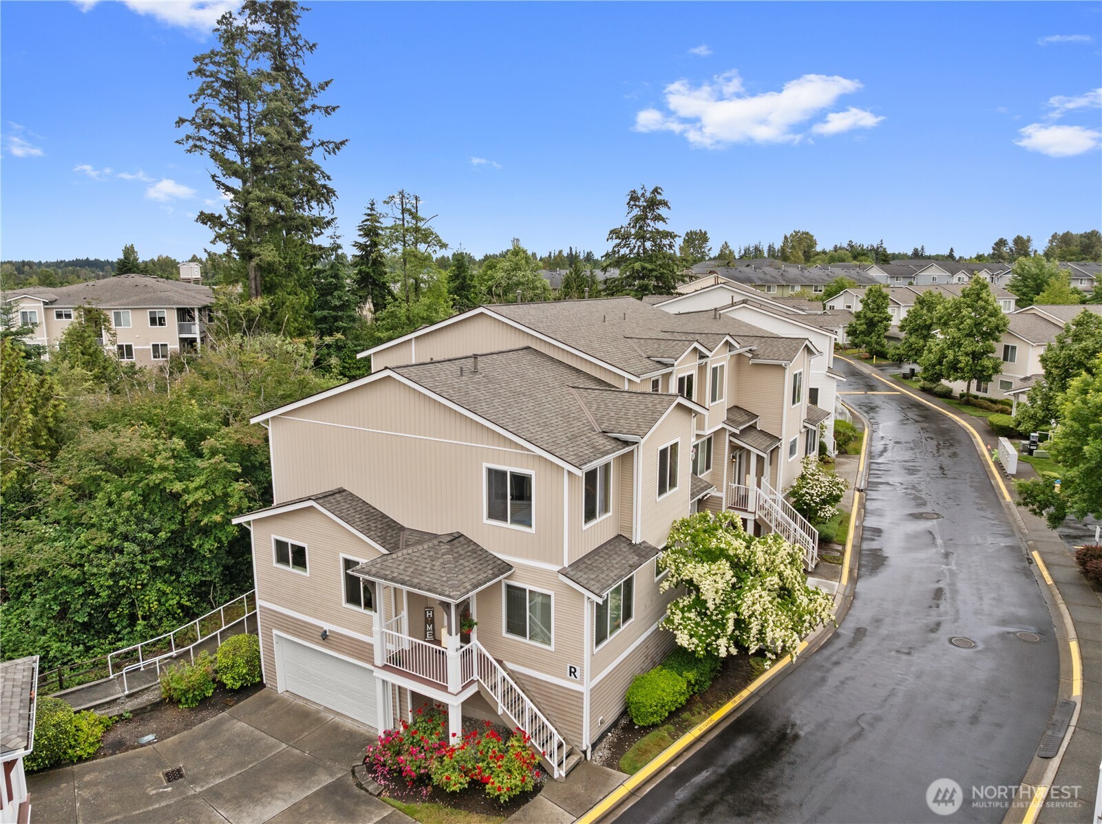 14915 38th Drive Southeast, Unit R1140 Bothell, WA 98012 - Photo 4 of 40