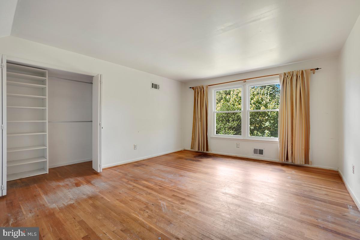 14320 Cantrell Road Silver Spring, MD 20905 - Photo 24 of 45