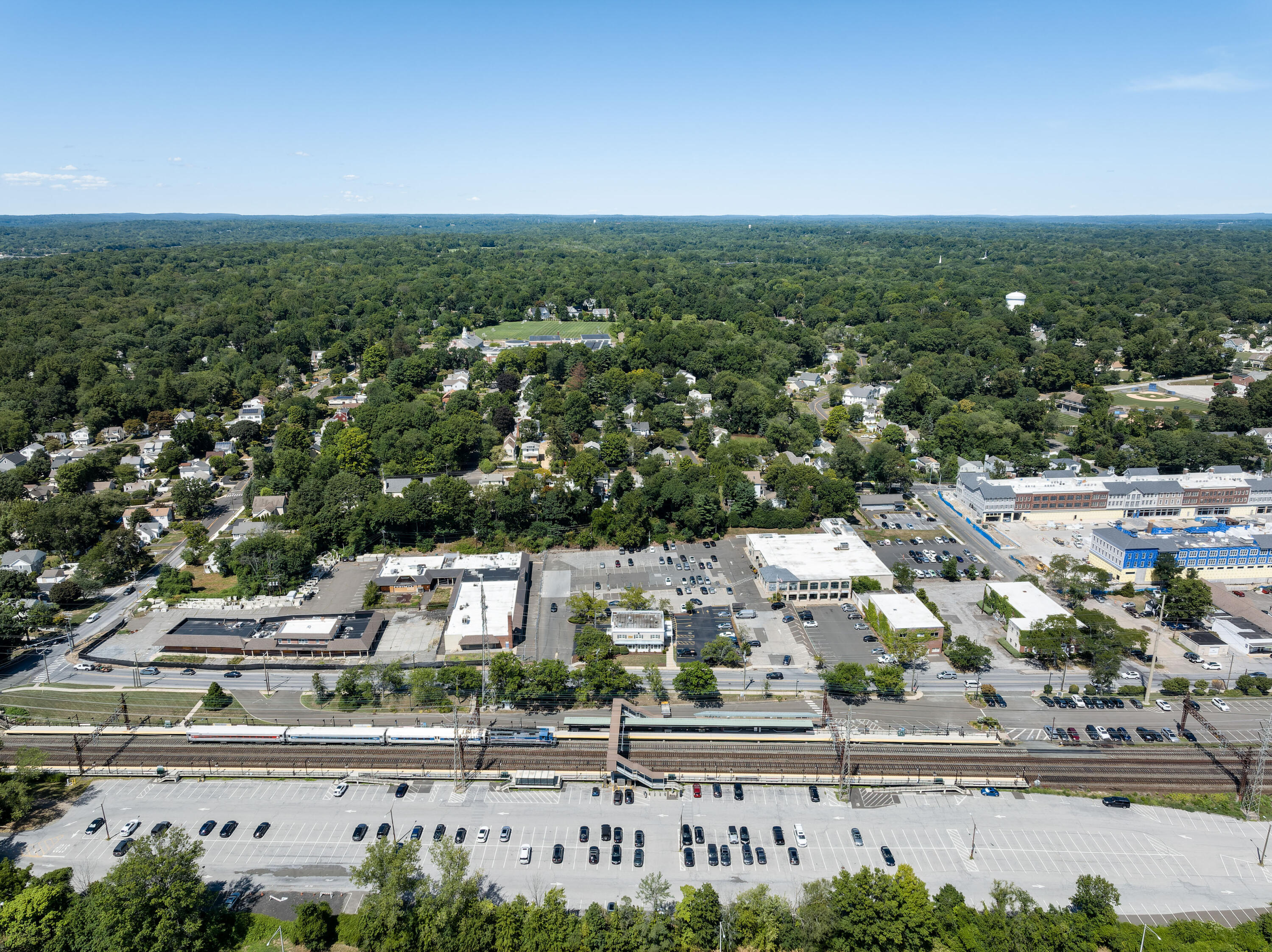 91 Hollow Tree Ridge Road Darien, CT 06820 - Photo 35 of 38 a view of city