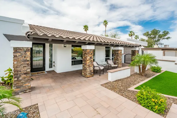 $1,475,000 | 9626 North 33rd Street, Phoenix, AZ 85028