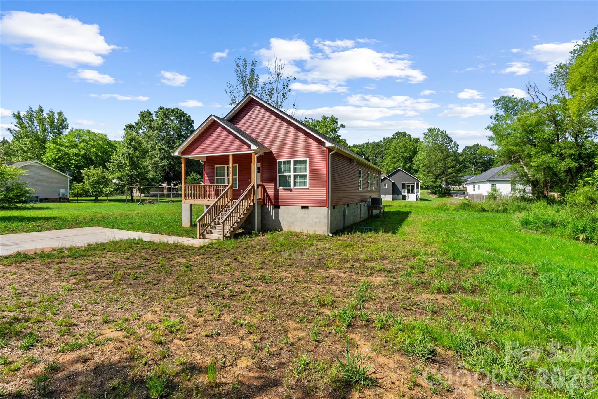 208 Nottingham Street York, SC 29745 - Photo 2 of 23