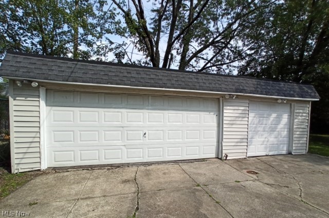 3969 Strandhill Road Cleveland, OH 44128 - Photo 34 of 35 Gallery Image 34