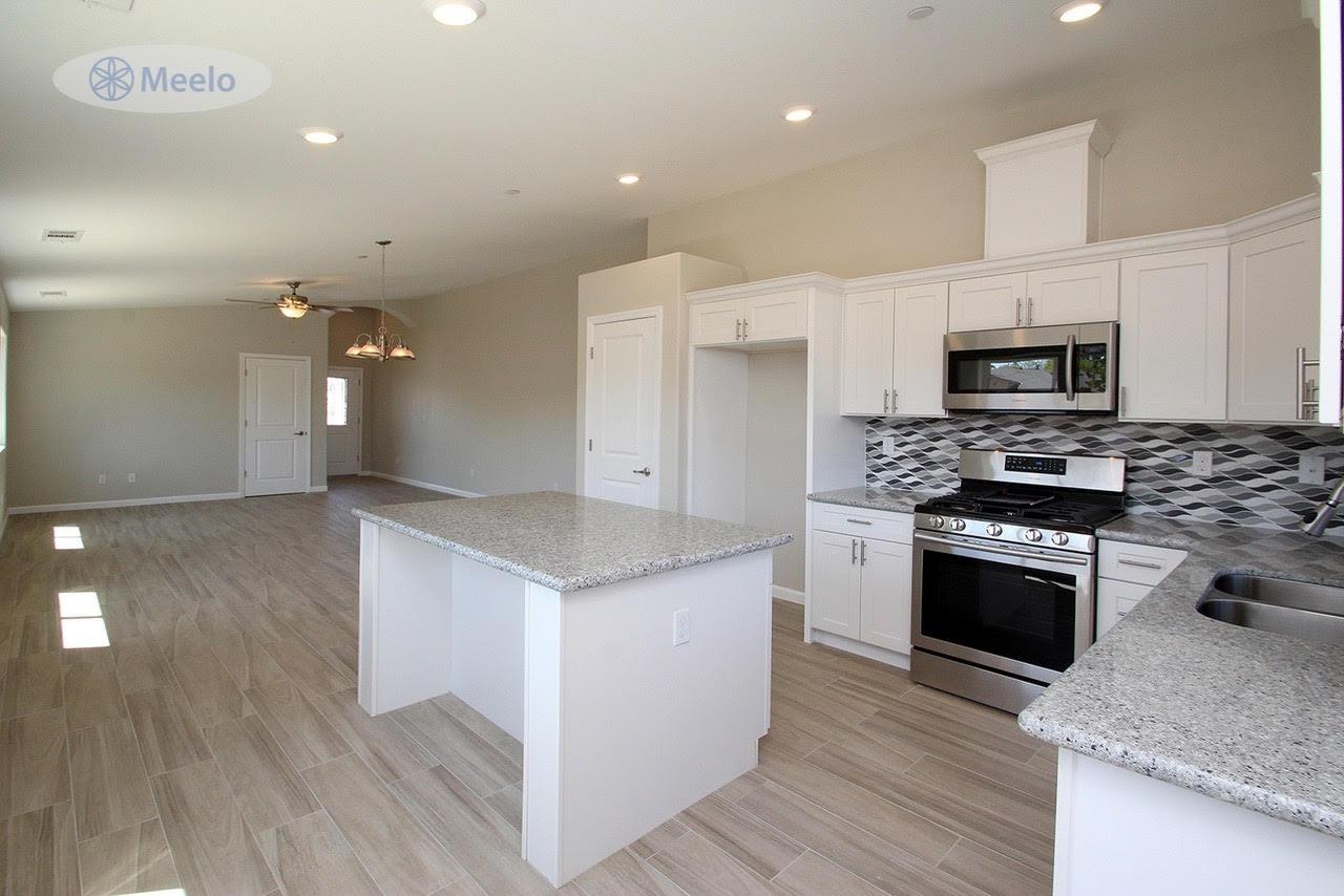 757 Merced Street Madera, CA 93638 - Photo 8 of 33 Gallery Image 8