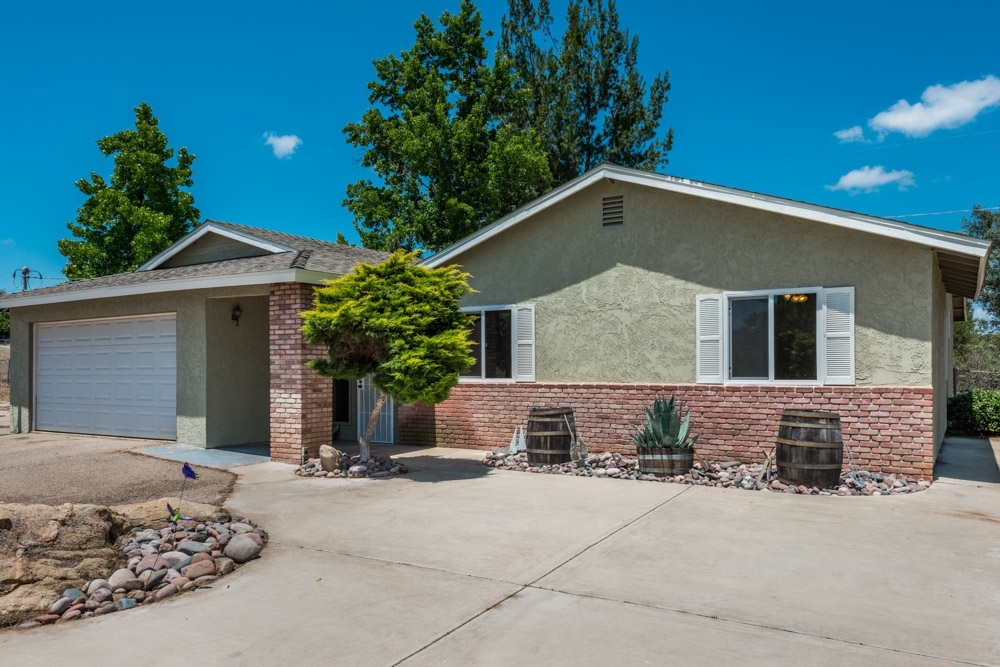623 Amigos Road Ramona, CA 92065 - Photo 1 of 18 Gallery Image 1