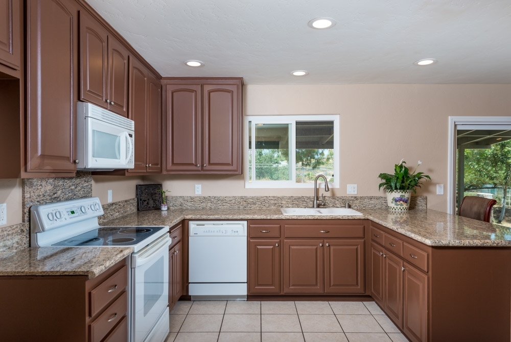 623 Amigos Road Ramona, CA 92065 - Photo 2 of 18 Gallery Image 2