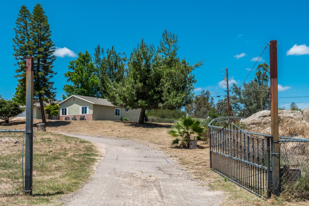 623 Amigos Road Ramona, CA 92065 - Photo 11 of 18 Gallery Image 11