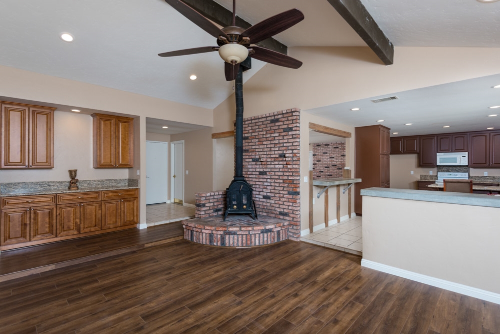 623 Amigos Road Ramona, CA 92065 - Photo 5 of 18 Gallery Image 5