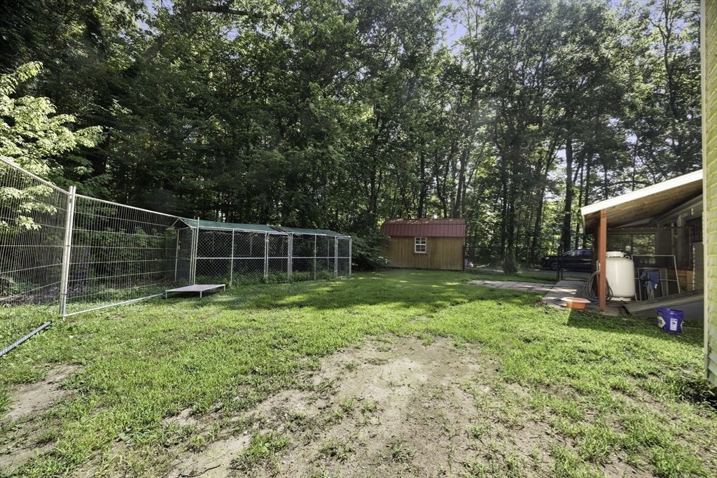 284 Buck Pond Road Westfield, MA 01085 - Photo 24 of 36