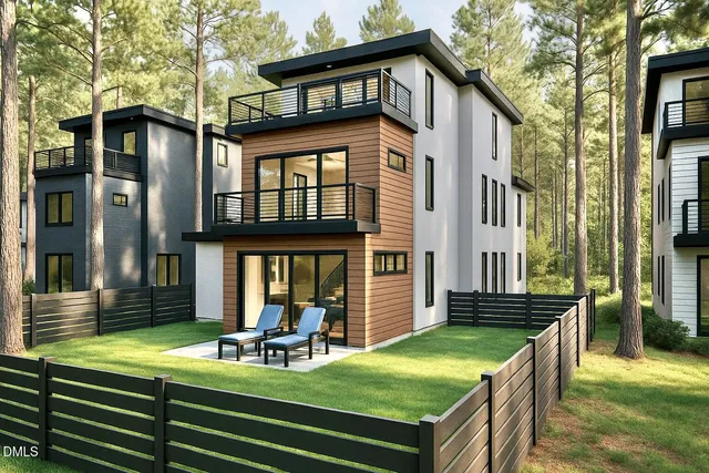 a view of a house with backyard and porch