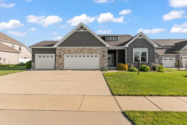 $619,900 | 1114 Ashford Court, Mahomet, IL 61853