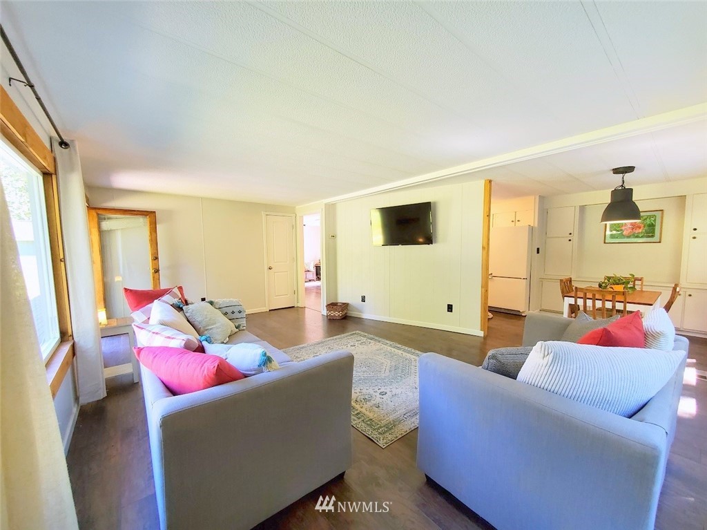 21505 President Point Road Northeast Kingston, WA 98346 - Photo 13 of 28 Gallery Image 13