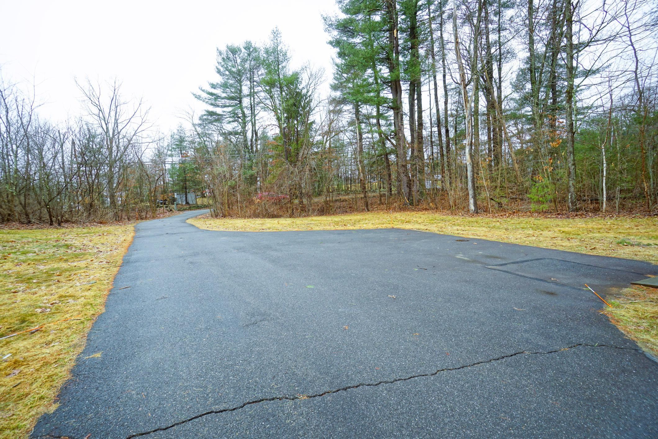 30 Parmenter Road Londonderry, NH 03053 - Photo 29 of 35 Gallery Image 29