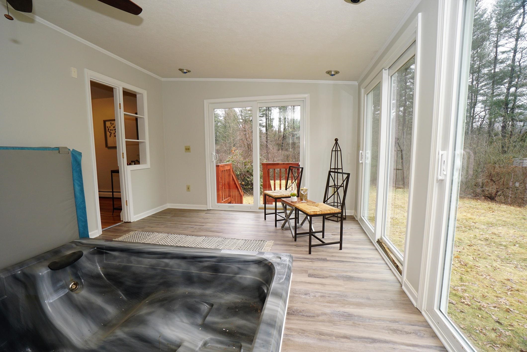 30 Parmenter Road Londonderry, NH 03053 - Photo 8 of 35 Gallery Image 8
