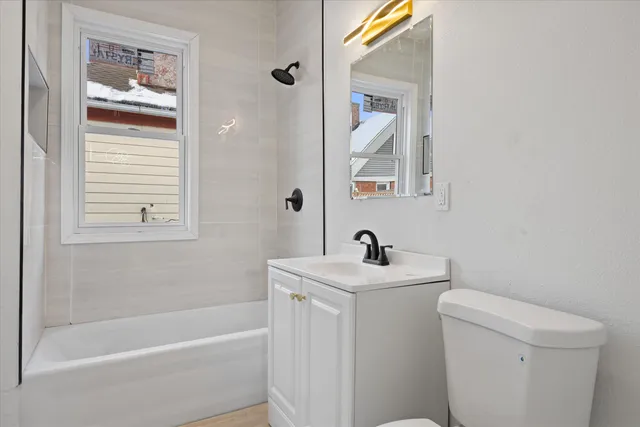 $235,000 | 2622 West Vine Street, Unit 2624, Milwaukee, WI 53205