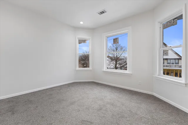 $235,000 | 2622 West Vine Street, Unit 2624, Milwaukee, WI 53205