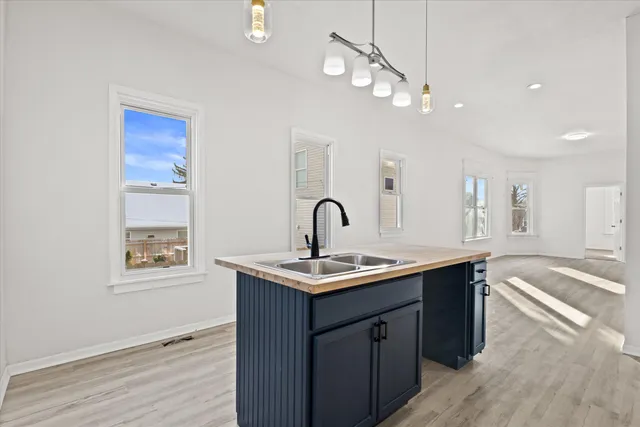 $235,000 | 2622 West Vine Street, Unit 2624, Milwaukee, WI 53205