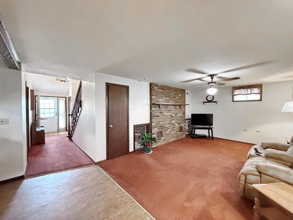 $347,500 | 3705 Lake Hill Road, El Dorado Springs, MO 64744