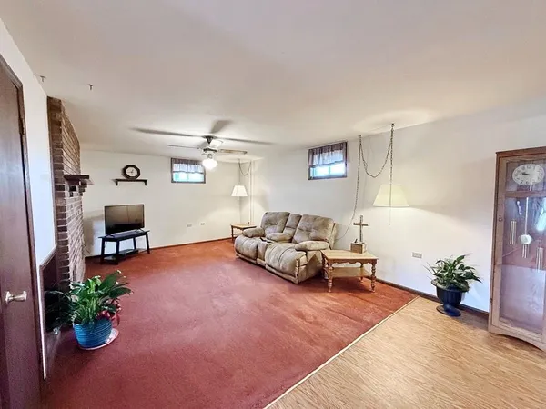 $347,500 | 3705 Lake Hill Road, El Dorado Springs, MO 64744