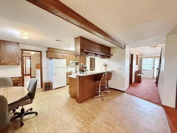 $347,500 | 3705 Lake Hill Road, El Dorado Springs, MO 64744