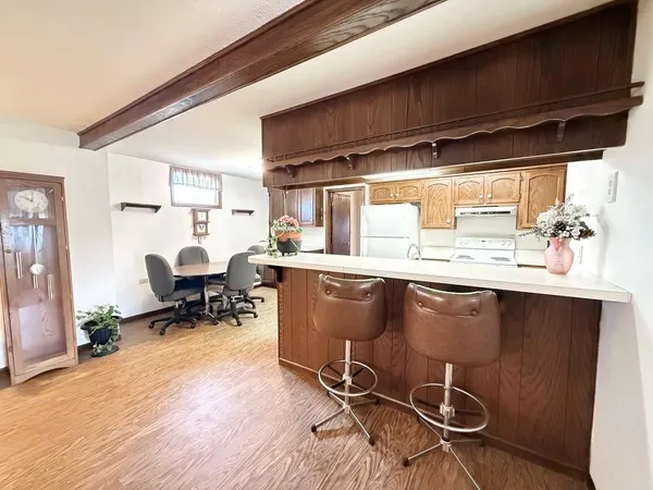 $347,500 | 3705 Lake Hill Road, El Dorado Springs, MO 64744