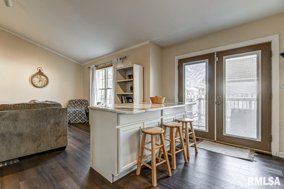 3701 Castle Hill Boulevard Springfield, IL 62712 - Photo 13 of 42 Gallery Image 13