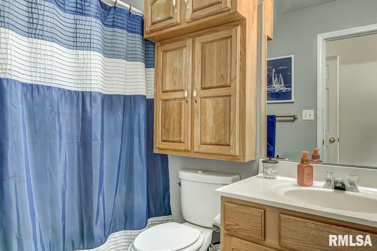 3701 Castle Hill Boulevard Springfield, IL 62712 - Photo 24 of 42 Gallery Image 24
