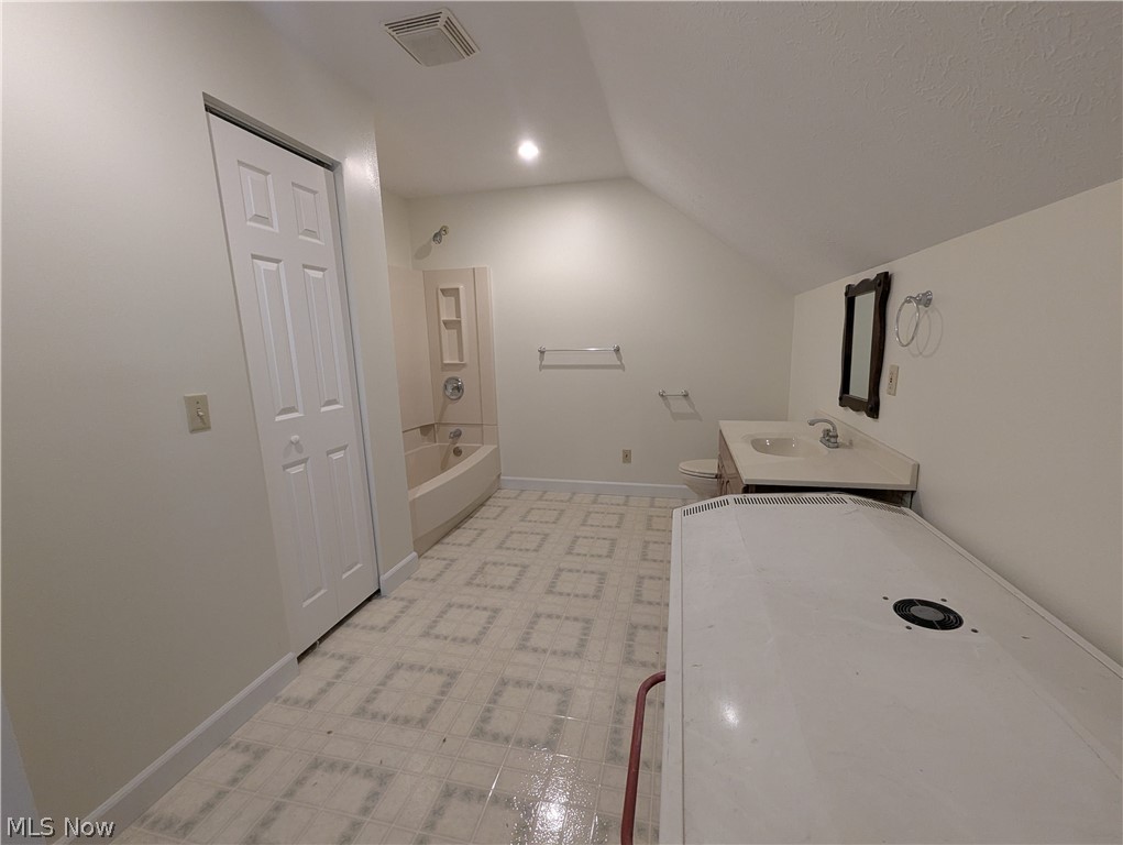 7394 Kniffen Road Painesville, OH 44077 - Photo 42 of 48