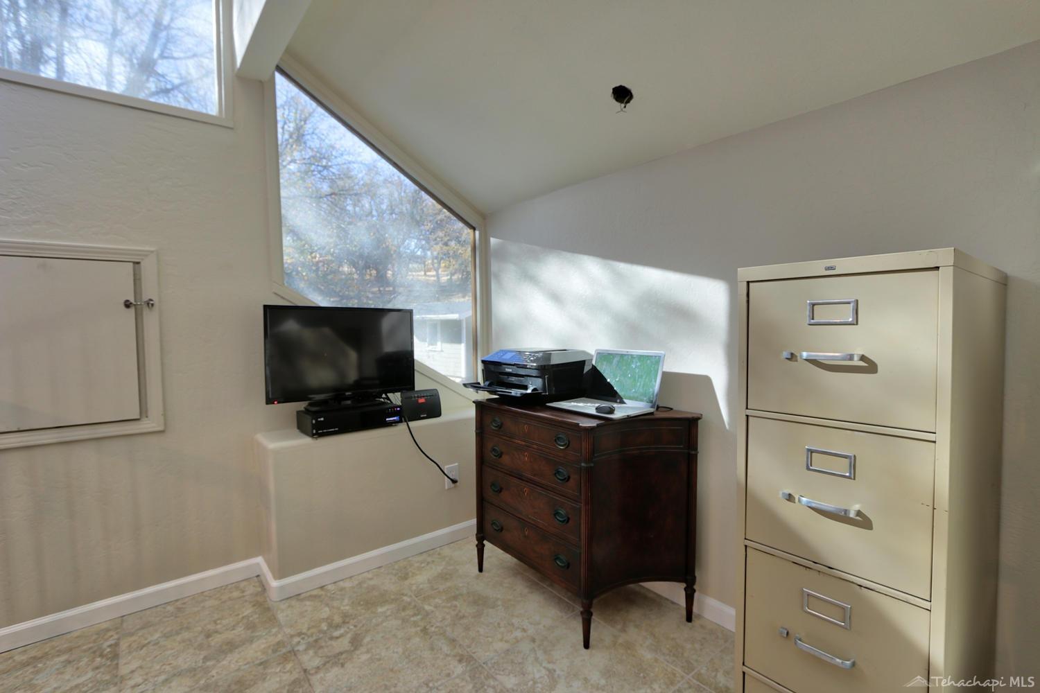 19512 Water Canyon Road Tehachapi, CA 93561 - Photo 37 of 60 Gallery Image 37