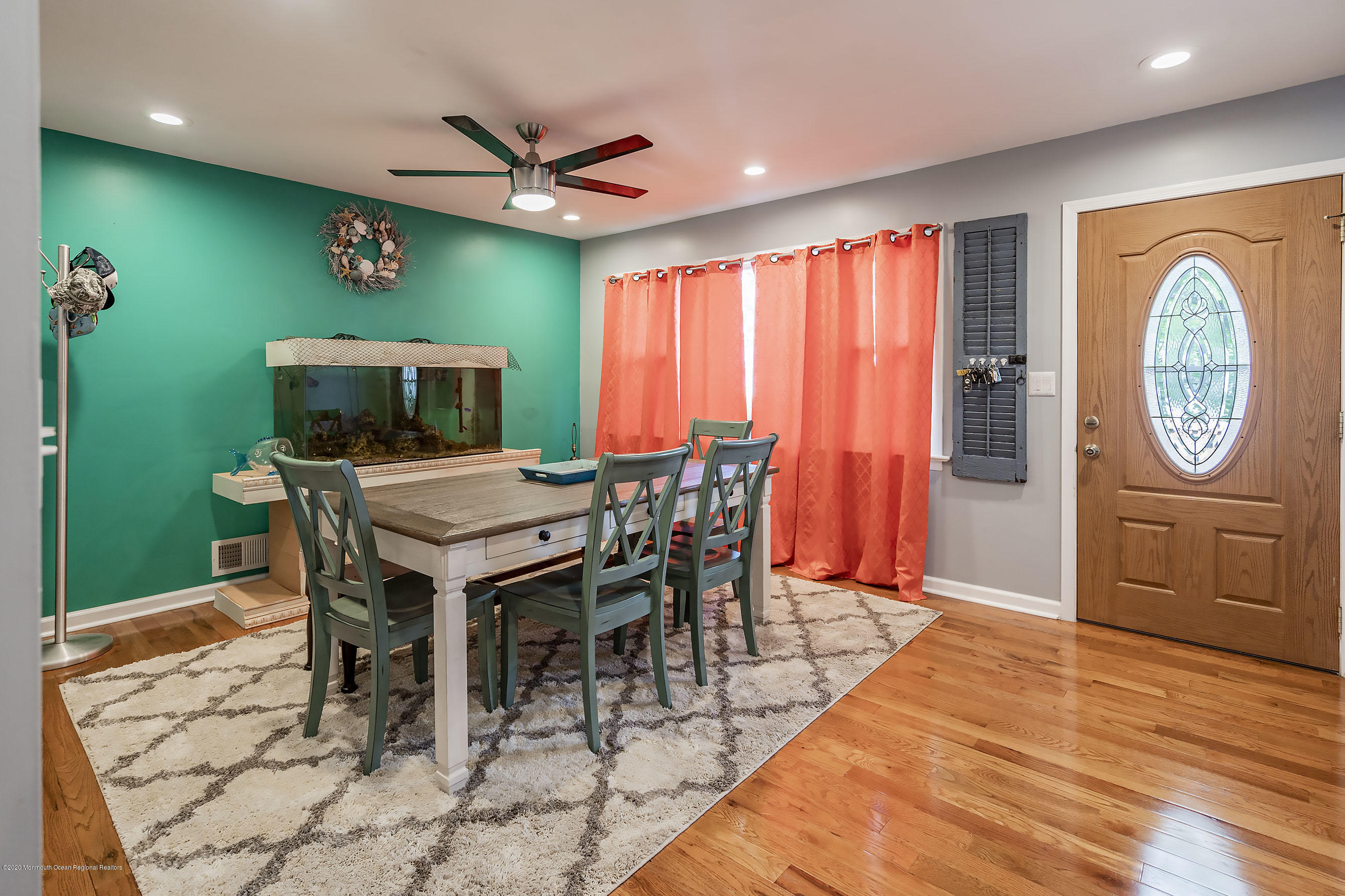 24 Amherst Road Toms River, NJ 08757 - Photo 11 of 28 Dining 1