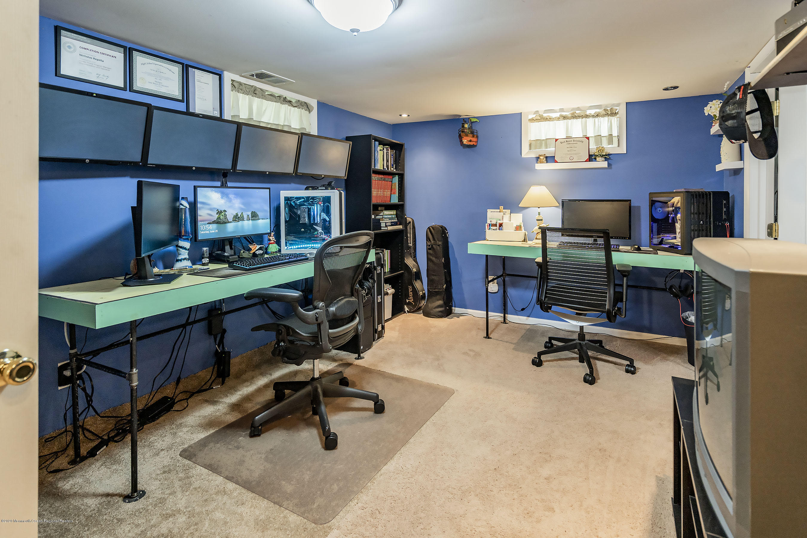 24 Amherst Road Toms River, NJ 08757 - Photo 23 of 28 Office