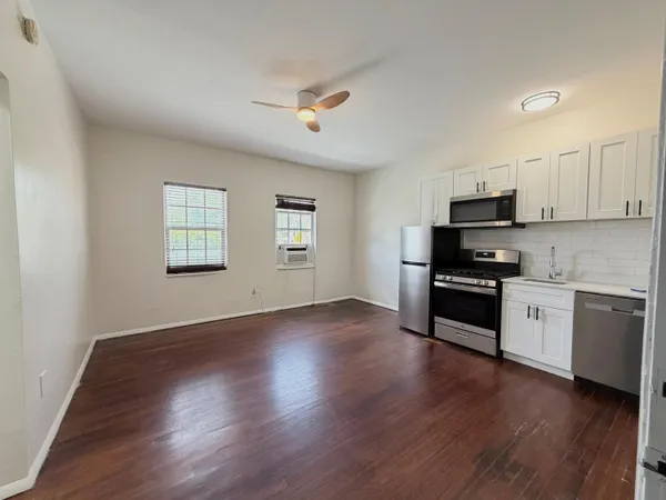 $1,650 | 623 Park Place, Unit 5, West Palm Beach, FL 33401