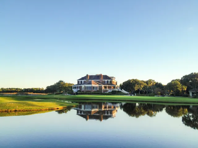 $399,000 | 302 Colony Club Drive, Georgetown, SC 29440