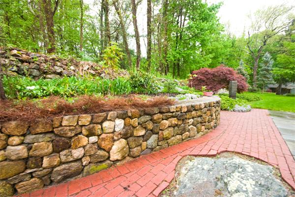 7 Nottingham Way Walpole, MA 02071 - Photo 18 of 29 Gallery Image 18