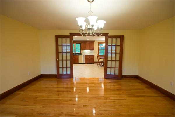 7 Nottingham Way Walpole, MA 02071 - Photo 10 of 29 Gallery Image 10