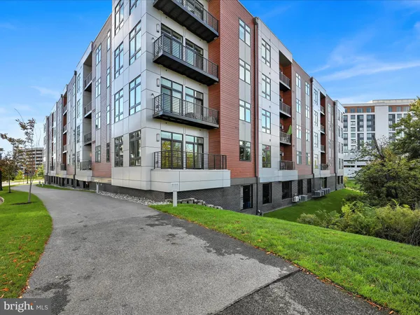 $610,000 | 575 South Goddard Boulevard, Unit 504, King of Prussia, PA 19406