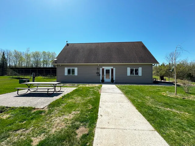 $474,000 | 10362 Arkola Road, Meadowlands, MN 55765