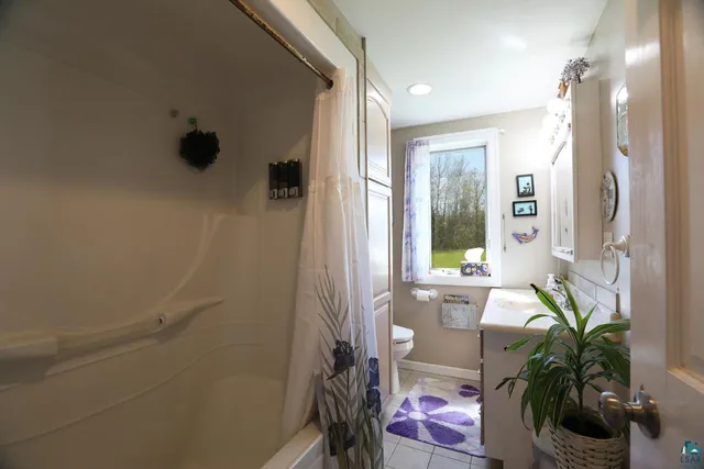 $474,000 | 10362 Arkola Road, Meadowlands, MN 55765